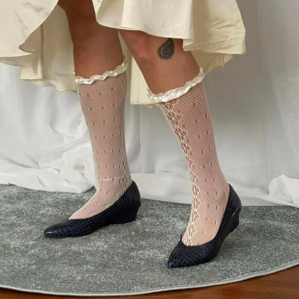 ✿ ruffled lace knee socks ✿